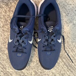 Men’s Nike Midnight Blue Running Sneakers never worn!